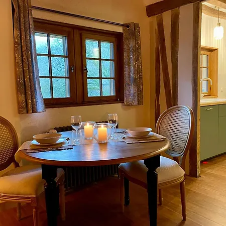 Le Manoir Du Perroy *