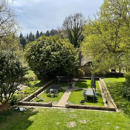 Le Manoir Du Perroy *