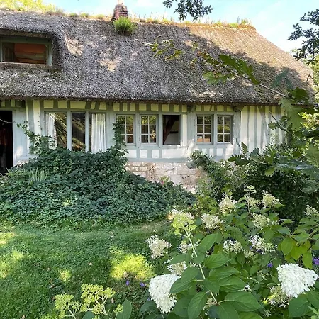 Le Manoir Du Perroy