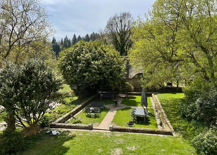 Le Manoir Du Perroy *